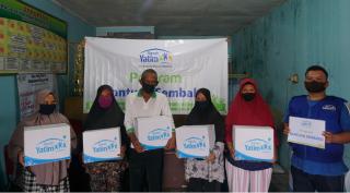 Rumah Yatim Salurkan Bantuan Sembako untuk Korban Banjir Pekanbaru 