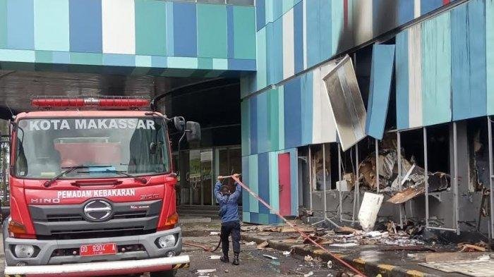 Kebakaran di Mal Panakkukang Makassar Sudah Padam, Polisi Olah TKP