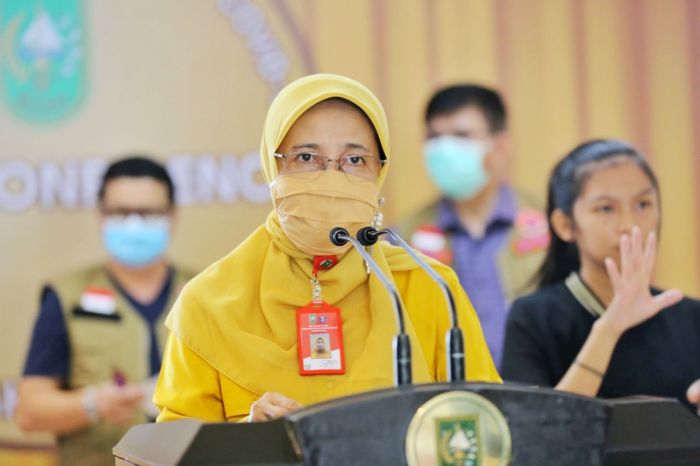 Warga Riau Penolak Vaksin Covid-19 Pengurusan KTP dan SIM-nya Bisa Ditunda