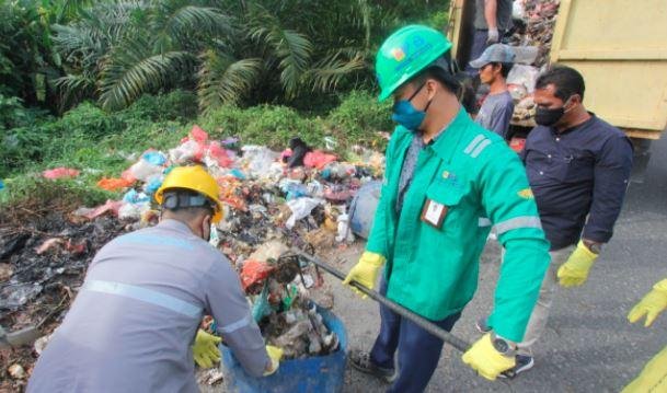 PLTU Tenayan Raih Penghargaan Wali Kota Pekanbaru dalam Atasi Sampah