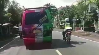 Mobil Elf yang Serempet Polisi di Probolinggo sebelumnya Tabrak Petugas Operasi Yustisi