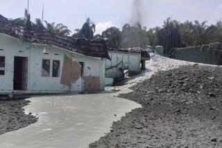 Pemprov Riau Cek Semburan Gas di Pekanbaru: Bahaya, Potensi Terbakar Tinggi