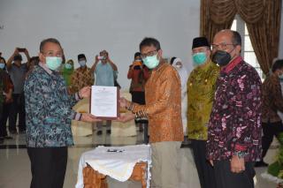 Resmi Melepas Jabatannya, Gubernur Sumbar Irwan Prayitno Istirahat dari Dunia Politik