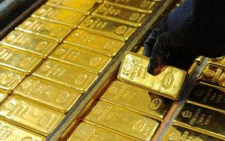 Harga emas naik 2,2 dolar, hentikan kerugian 4 hari beruntun