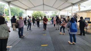 Jokowi Akan Tinjau Vaksinasi Massal untuk Wartawan Pagi Ini