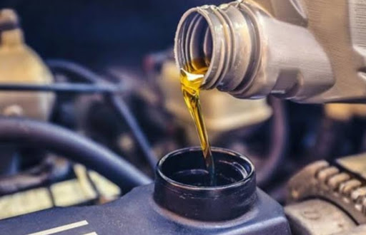 Motor Jarang di Pake, Kapan Waktu Ganti Oli Mesin?