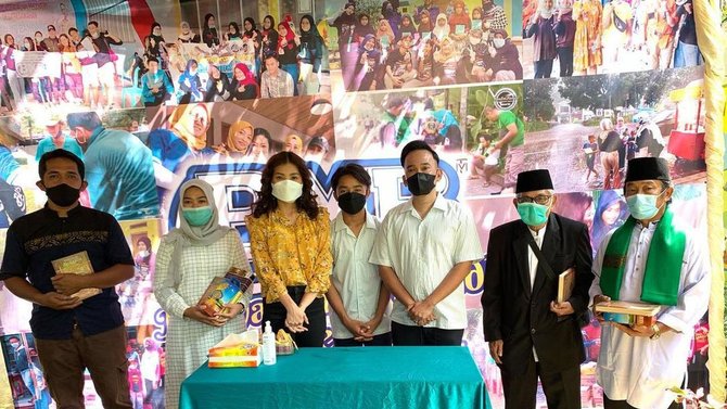 Momen Sarwendah dan Ruben Buka Sekolah Gratis Penghafal Al-Qur