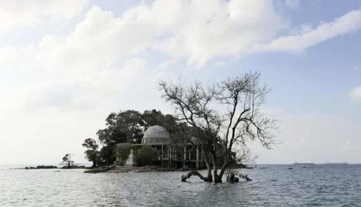 Tolop, Pulau Terluar yang Miliki 3 Makam para Habib dan Pohon Penawar Racun di Kepri