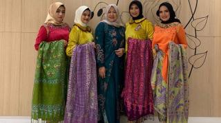 Penyelamatan Motif Batik Riau dari Klaim Pengusaha Konveksi