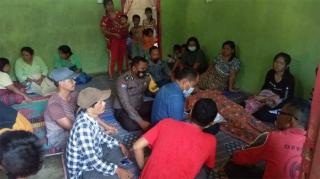 Seorang Pria di Tapung Hulu Video Call Istri Sebelum Gantung Diri, Aku Pergi Ya
