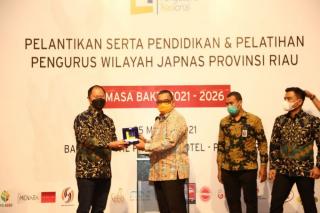 Pengusaha Muda Mulai Lirik Pelepah dan Lidi Sawit Miliki Nilai Jual