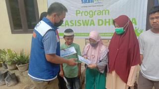 Rumah Yatim Riau Berikan Bantuan Beasiswa Ke 20 Anak Yatim & Dhuafa