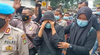 Polisi Tangkap Seorang Pria dan Wanita Terduga Teroris di Condet