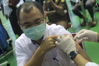 Pegawai dan Dosen Unilak 30 Persen Sudah di Suntik Vaksin