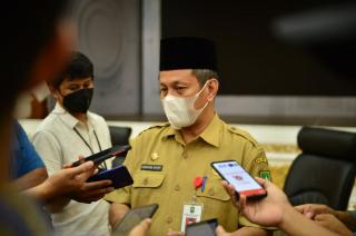 Pemprov Minta Perusahaan Perkebunan Segera Lengkapi Perizinan