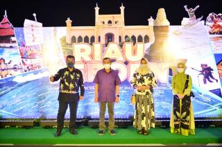 Menparekraf Sandiaga Uno Sebut Acara Reborn Dispar Riau Keren