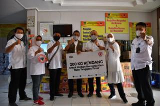 Semen Padang Kirim 200 Kilogram Rendang Untuk Korban Bencana Alam NTT