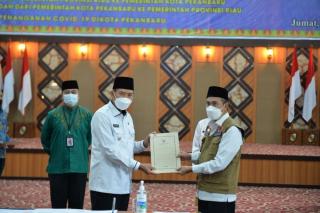Serah Terima Hibah Barang Milik Daerah, Gubri: Semoga Dapat Dimanfaatkan Sebaik-Baiknya