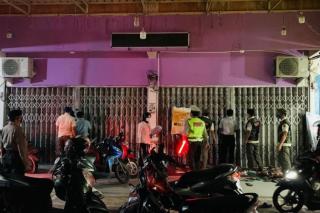 Akal-akalan Pemilik Toko di Pekanbaru, Pintu Ditutup Seolah Sepi, Ternyata Ramai