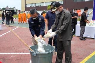 Musnahkan Sabu , Kapolda Riau Tegaskan Terus Buru Pengedar Narkoba