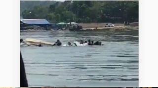 Perahu Wisata Terbalik Gegara Selfie, 9 Orang Masih Dalam Pencarian