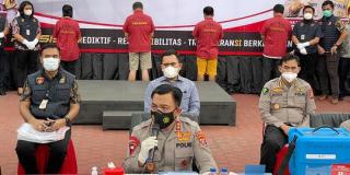 Polisi Ungkap Jual Beli Vaksin Libatkan Oknum Dokter & ASN Diskes, Disita Uang Suap Rp 238 Juta