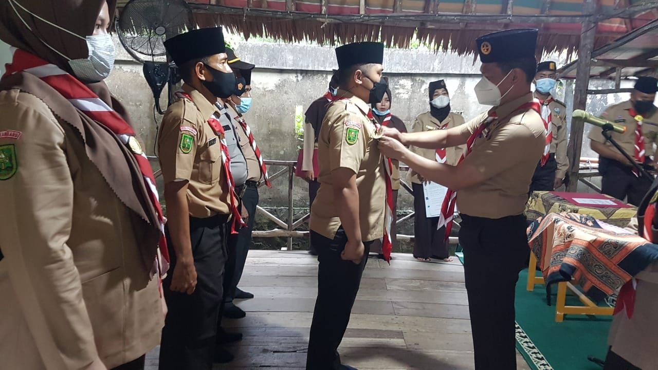 Perdana, Ketua Kwarcab Pramuka Pekanbaru Kukuhkan Ka Mabiran Tuah Madani 