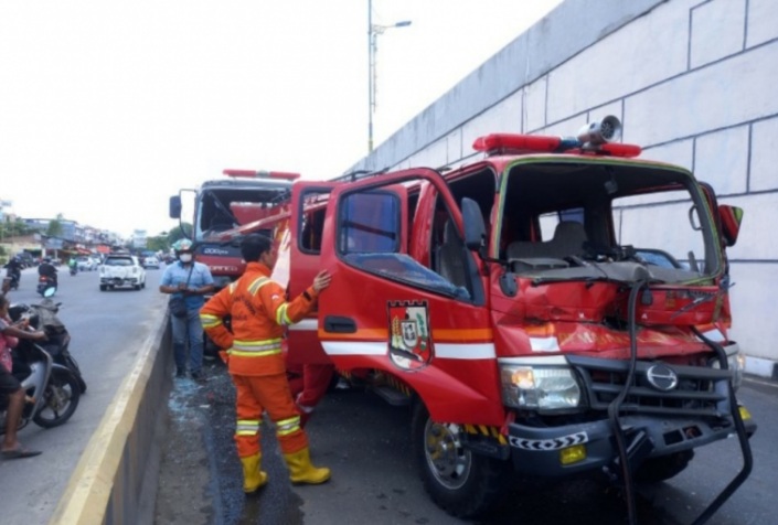 Tabrakan Beruntun Mobil Damkar, Dewan Sebut Ada Ancaman Pidana Menanti 