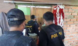 Diduga Terlibat Kasus Terorisme, MZA Warga Pekanbaru Dijemput Densus 88