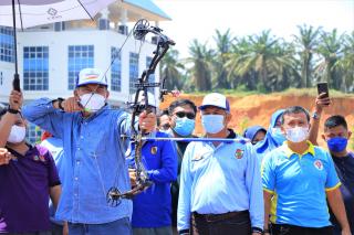 Sempena HUT Ke-237 Pekanbaru, Wali Kota Resmikan Lomba Memanah