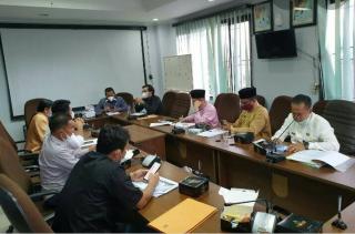 Komisi III DPRD Kota Pekanbaru Hearing dengan Disdik Bahas Renovasi TK Kartika 1-21