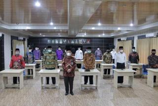 Kakanwil Kemenag Riau Lantik Sembilan Pejabat Administrator, Ini Nama-namanya