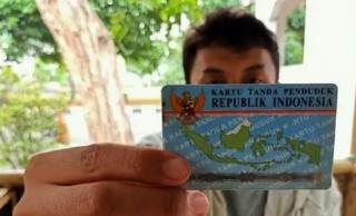 Kominfo Bereaksi Telusuri Dugaan Jual-Beli Data Foto Selfie KTP di Medsos
