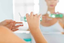 Kesalahan Memakai Toner Bisa Bikin Jerawat Nongol
