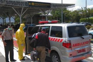 17 Orang Positif COVID-19 Hasil Pemeriksaan Rapid Antigen di Bandara SSK II Pekanbaru