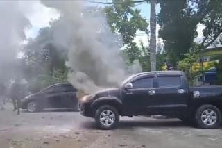 Satu Unit Mobil Terbakar di Parkiran MPP Pekanbaru