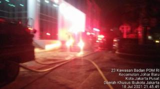 Kantor BPOM Jakarta Terbakar, 17 Mobil Pemadam Kebakaran Dikerahkan
