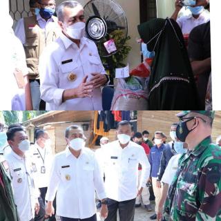 Gubri Salurkan Bantuan Beras PPKM di Kelurahan Labuhbaru Barat Pekanbaru 