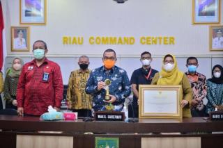 Pemprov Riau Raih Anugerah KPAI Kategori Komitmen Terhadap Perlindungan Anak