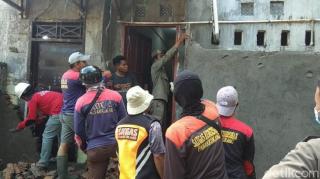 Sebelum Menembok Rumah Tahfiz, Oknum Anggota DPRD Diduga Gertak Santri Pakai Sajam