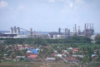 Proyek Investasi di Riau Serap 28.806 Tenaga Kerja Pada 2021