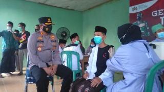 Polresta Targetkan 70 Persen Warga Pekanbaru Divaksinasi