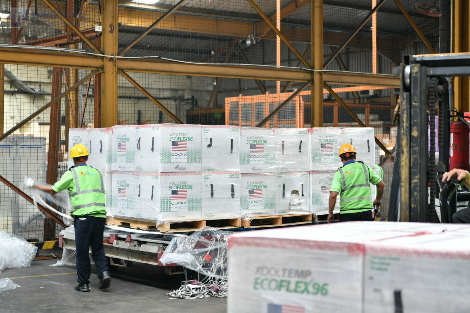 3,5 Juta Dosis Vaksin Moderna dan 620 Ribu Dosis AstraZenecca Tiba di RI