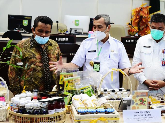 Gubri Promosikan Produk Masyarakat Melalui Medsos Pribadinya