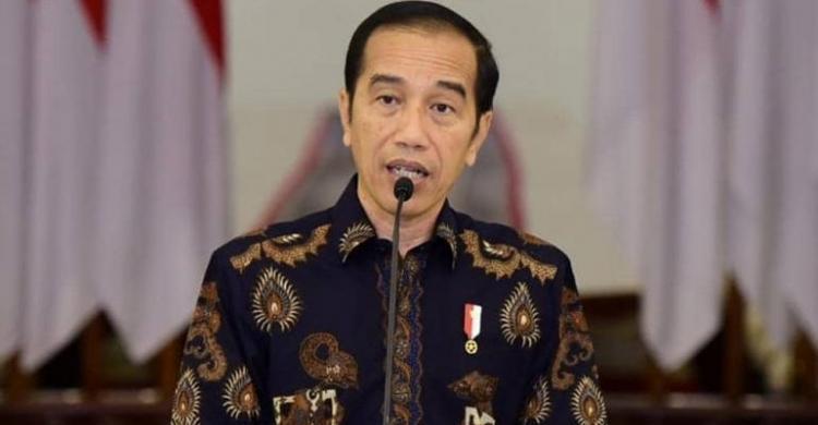 Presiden Jokowi Minta Turunkan Harga Tes PCR Rp450-550 Ribu