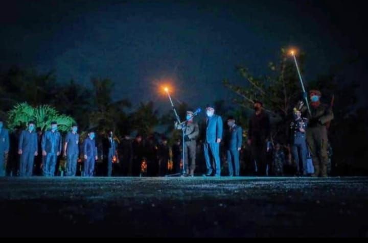 Ketua DPRD Meranti Renung Suci di Makam Pahlawan Selatpanjang