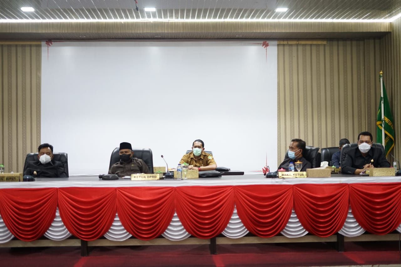 DPRD Meranti Gelar Rapat Paripurna Tentang Laporan Akhir Ranperda Ripparkab
