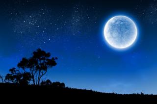 Malam Ini Masyarakat Bisa Saksikan Fenomena Bulan Biru, Ini Jadwal dan Cara Melihatnya
