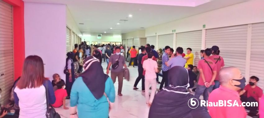 Buntut Ditagih Bayar, Pedagang STC Pekanbaru Ramai Ramai Gelar Aksi Tutup Kios