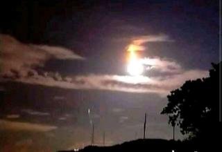 2 Ledakan Keras Mengguncang Warga, Ada Meteor Jatuh di Rokan Hulu?